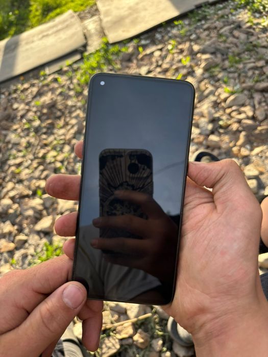 Телефон  oppo Reno5