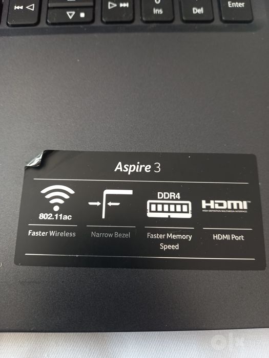 Noutbuk acer aspire3