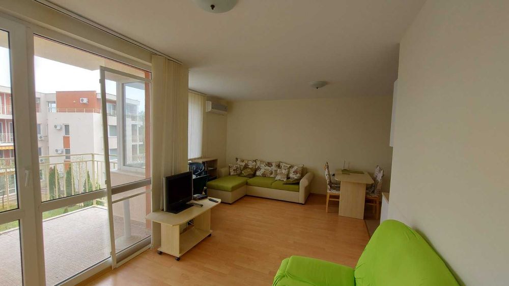 Продава се Двустаен апартамент в к.к. Слънчев бряг - 59 кв.м за 1102 €/кв.м - Снимка #5