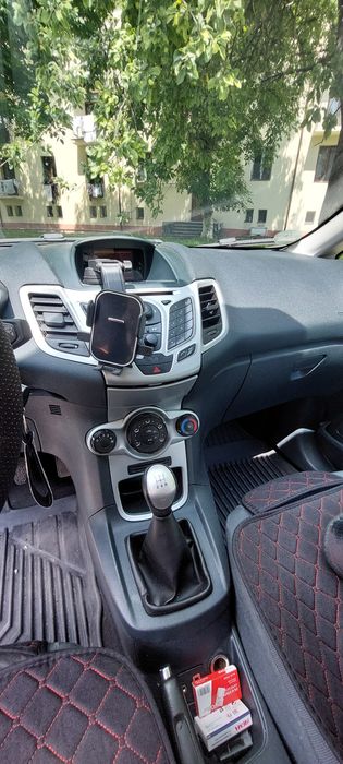 Ford fiesta an 2012