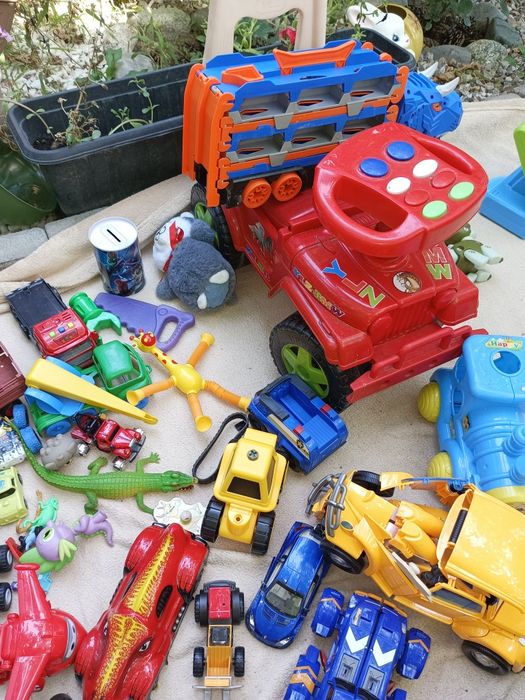 Игрушки, машинки для мальчика