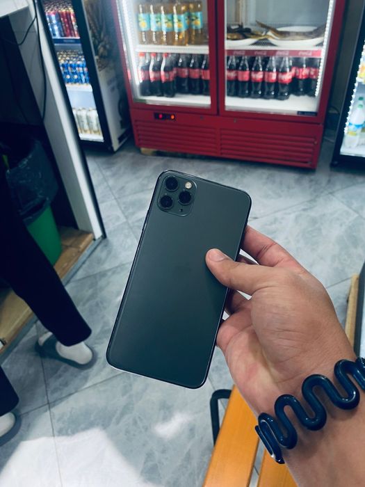 iPhone 11 pro ... 60k торг есть