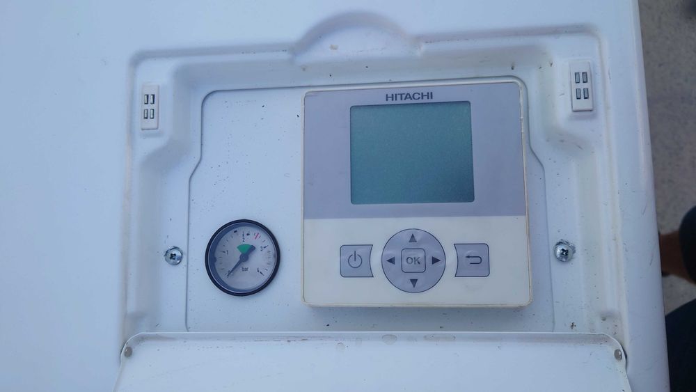 Термо помпа вода - въздух HITACHI