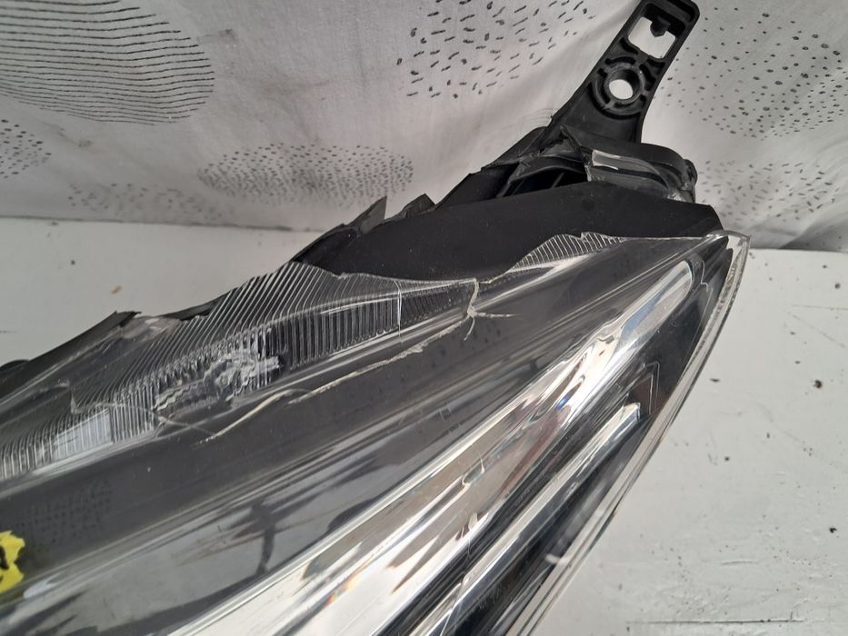 Фар Nissan Micra  K14