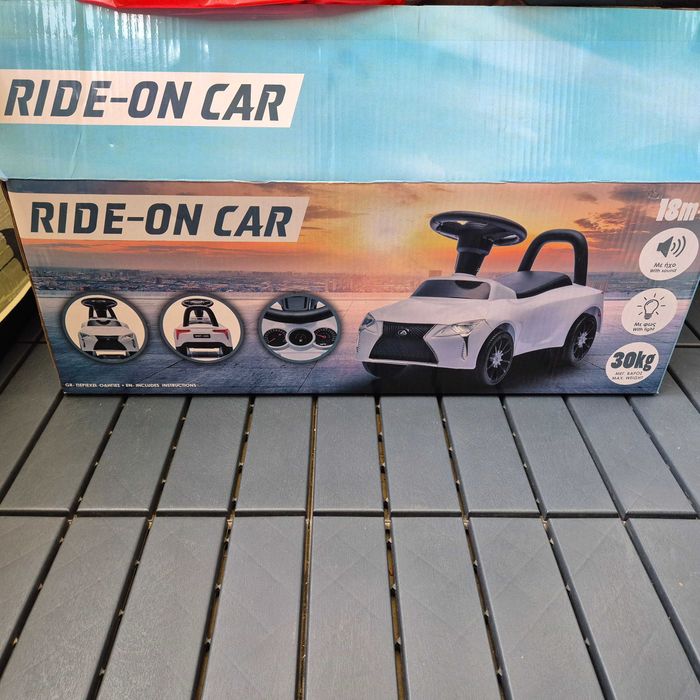 Mașinuță Ride on noua