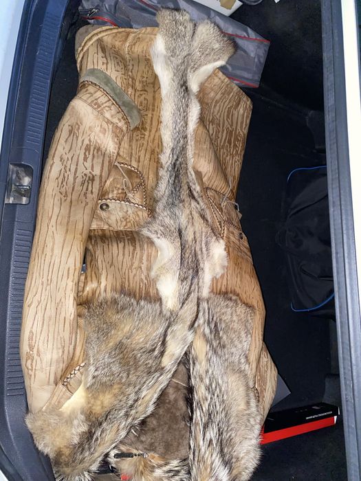 Продам пальто натуральная кожа мех волк новая