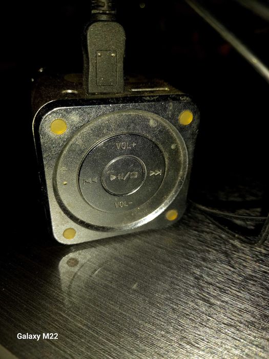 Мини музыкальная колонка