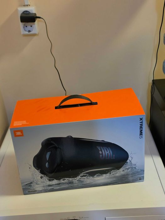 Преносима тонколона JBL Xtreme 5