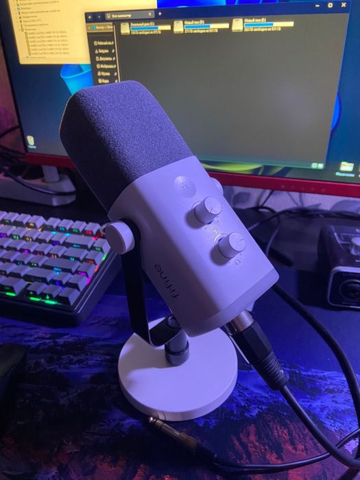 Микрофон + звуковая карта