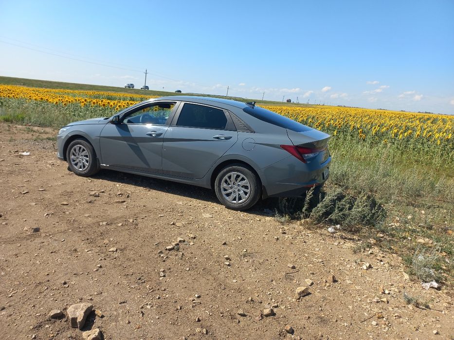 Продам   хундай элантра  2021 год выпуска