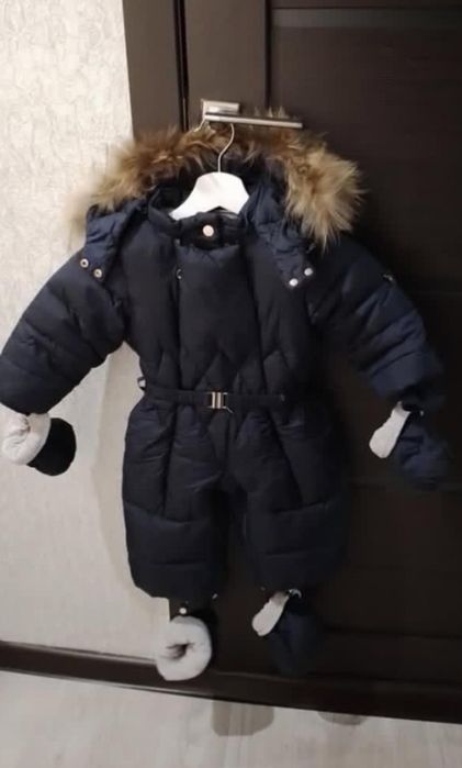 В продаже детский комбинезон
