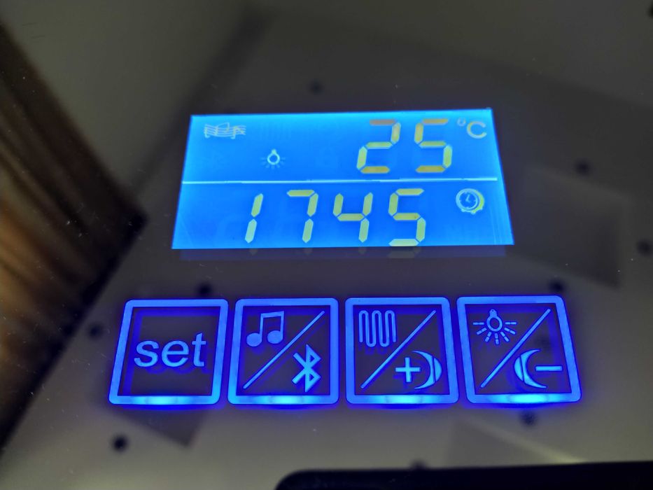 Продам зеркало для ванной комнаты 100*80