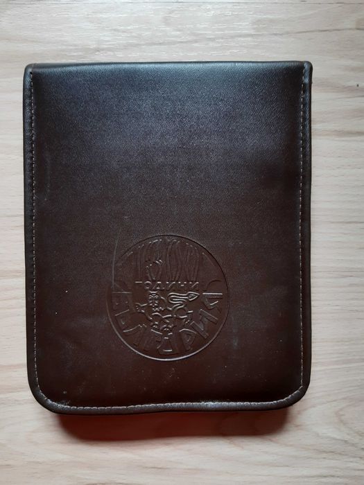 Комплект-вилици,лъжици и нож "ВТ" в стилен несесер,ретро