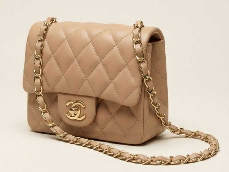 Дамска чанта Chanel Mini Classic в бежов и светло син цвят