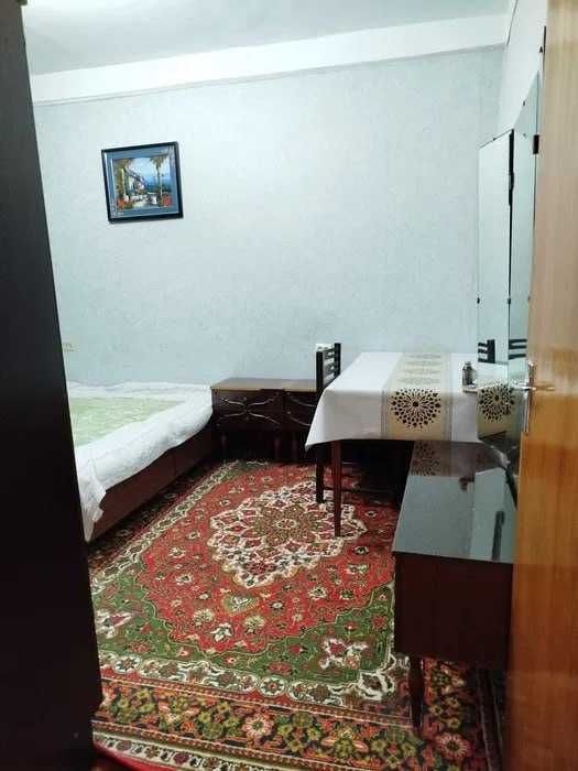 Срочно сдаётся 2-комнатная квартира ул. С.Азимова, Японское посольство