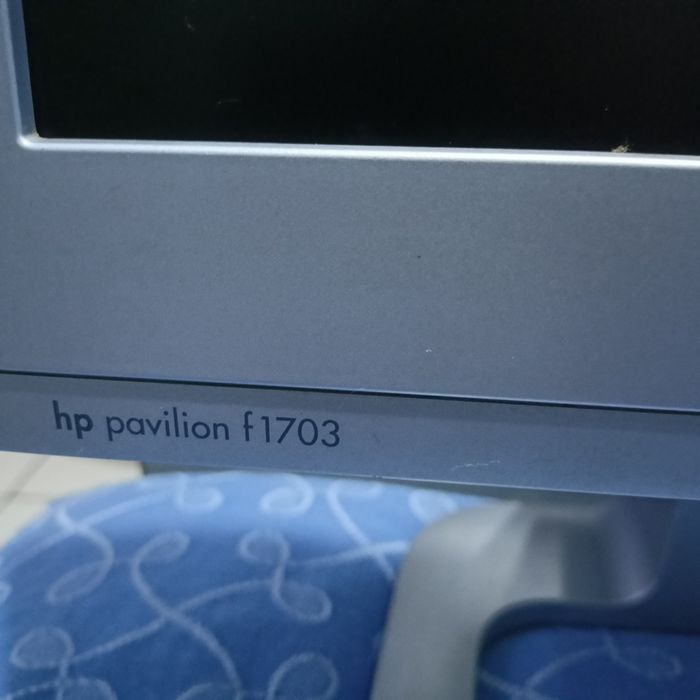 Монитор hp pavilion F 1703