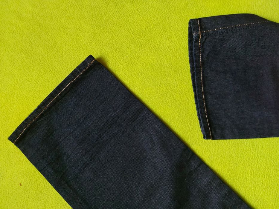 Armani Jeans'Size30-М-НОВО
