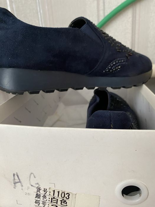 Продам женскую обувь