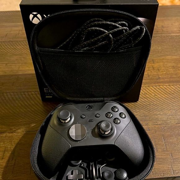 Xbox Series X 1TB + Elite Series 2