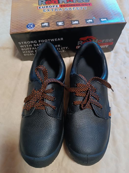 Работни обувки RedHorse нови