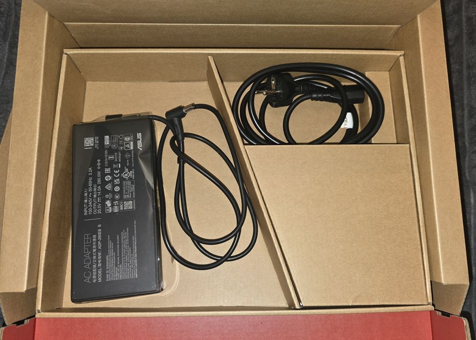 Negociabil Asus ROG STRIX G16 G614JV-N4071