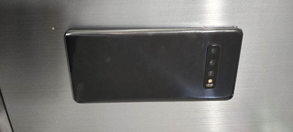 Samsung S10 Plus - fără defecte