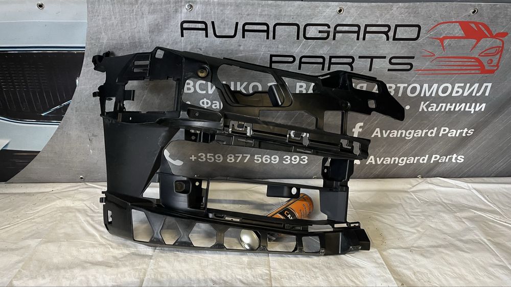 Десен държач за халоген BMW 5 G30/G31 2017-