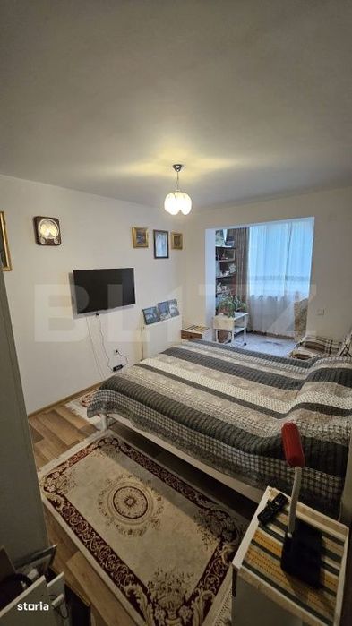 Apartament semidecomandat cu 3 camere, 67 mp, parcare inclusa, zona Fl