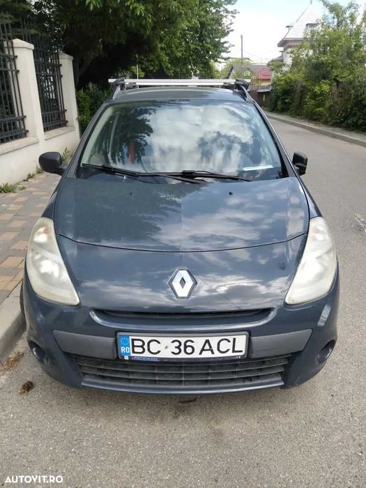 Vând Renault Clio