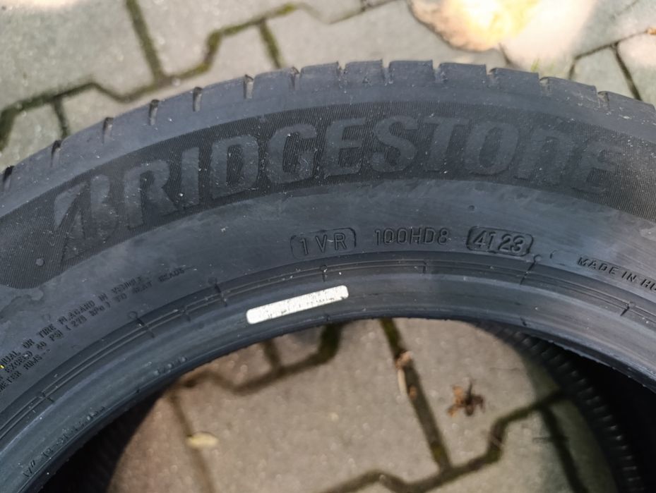 Anvelope de vara 235 55 17 Bridgestone dot 2023