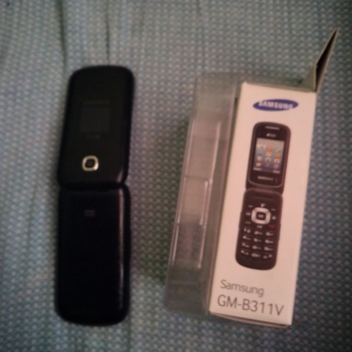 Samsung gusto 3                 ...