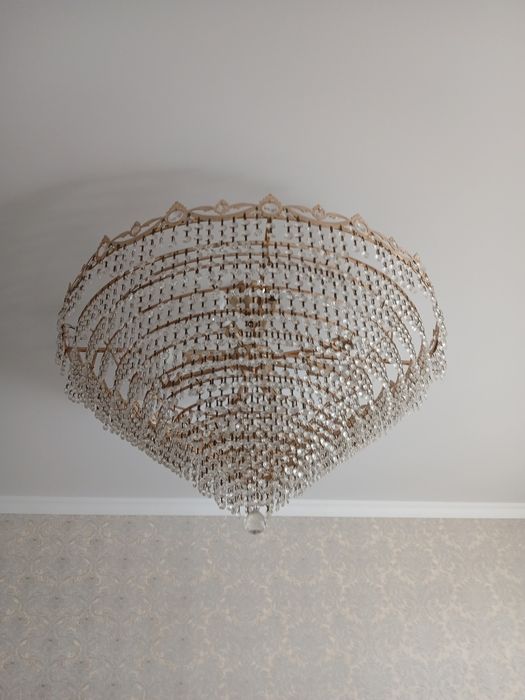 Продаётся Продаётся Продаётся Продаётся люстры хрустальный недорого пр