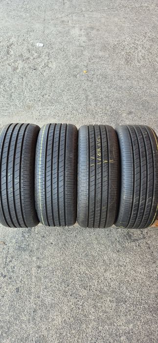 4 anvelope vara ca noi Bridgestone 215/45/18.Pretul este pe bucata.
