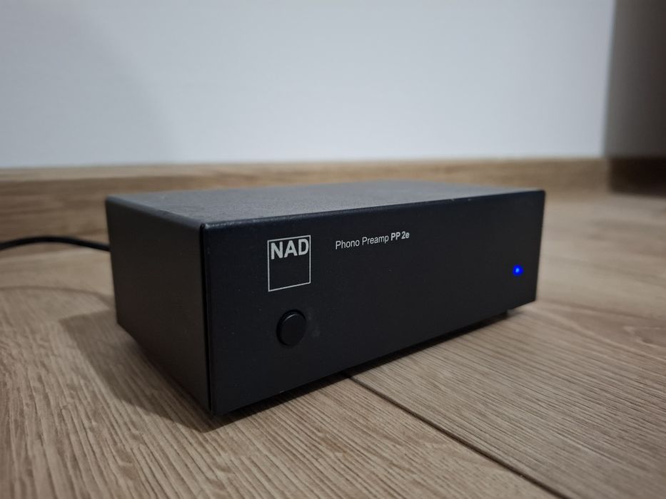 Preamplificator   Phono  Nad  PP2E