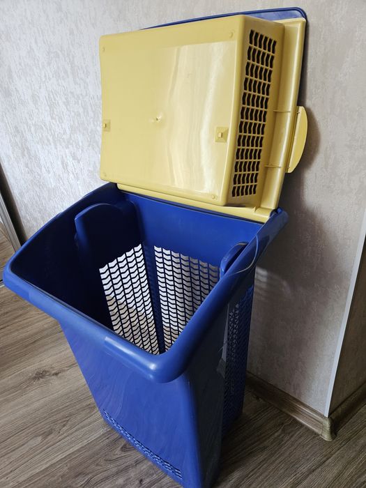 Продам корзину для белья