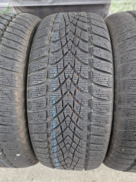 235/50/18 DUNLOP 4бр