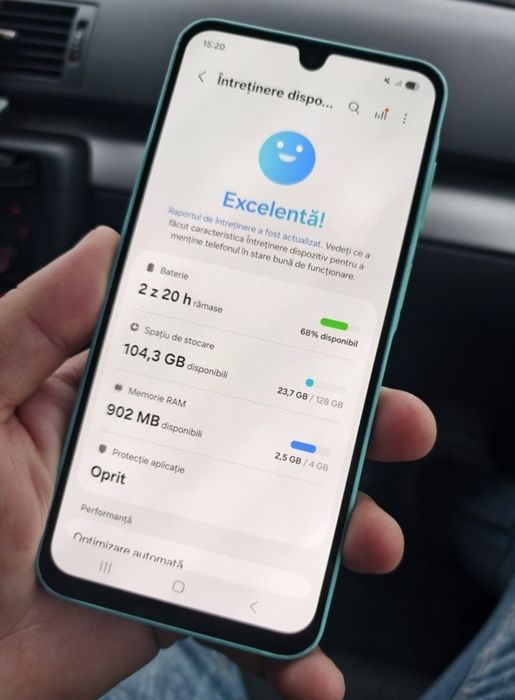 Vând sau Schimb Xiaomi Mi 9se Fisurat Ușor Și Samsung A16 5G