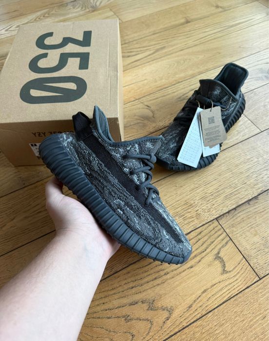 Yeezy 350 Dark Salt