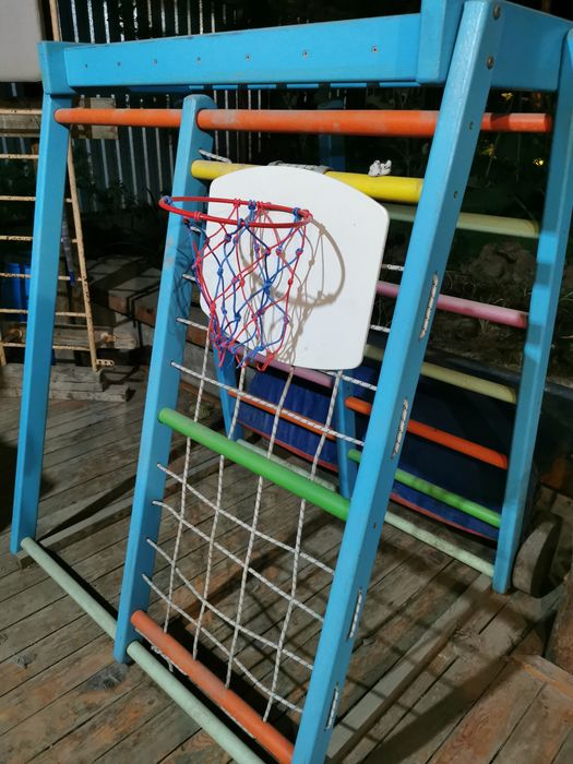 Детский игровой уголок