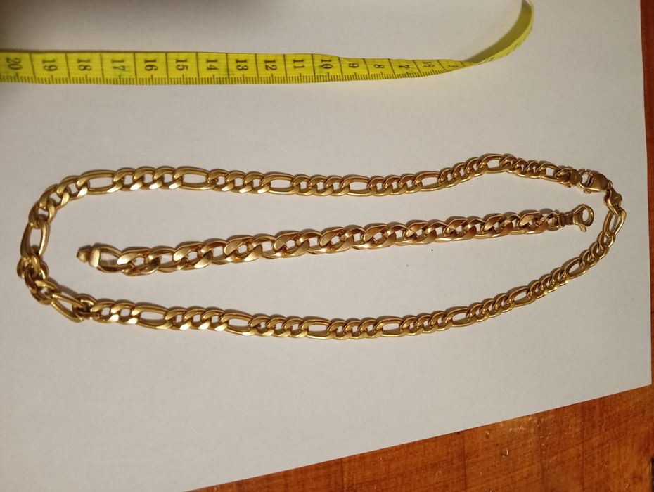 Vând aur 18k  colier, lanț, brățara, cercei, lănțișor 550 lei/gram