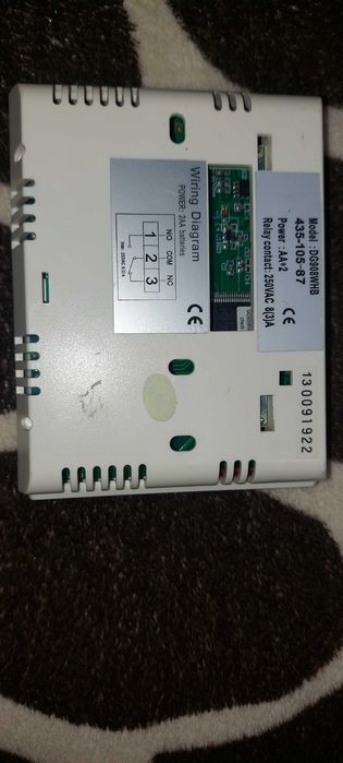 Termostat ambiental cu fir.