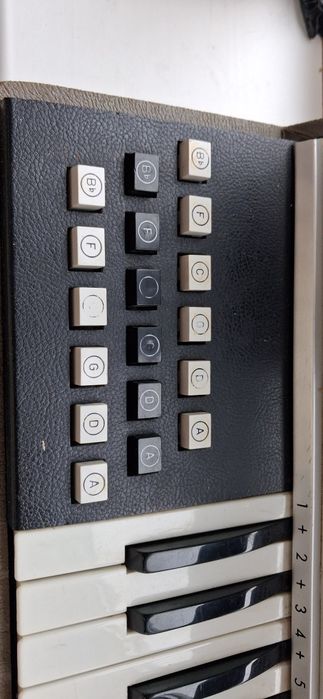 Orga vintige Lorenzo fabricație 1950- 1960