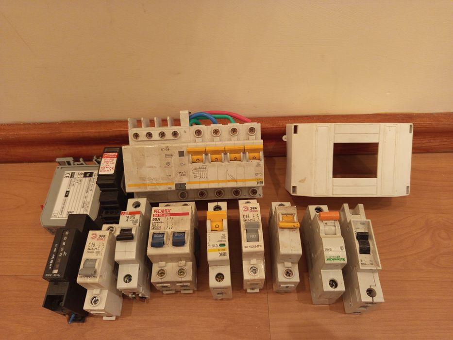 Продам . Автомат электрический .