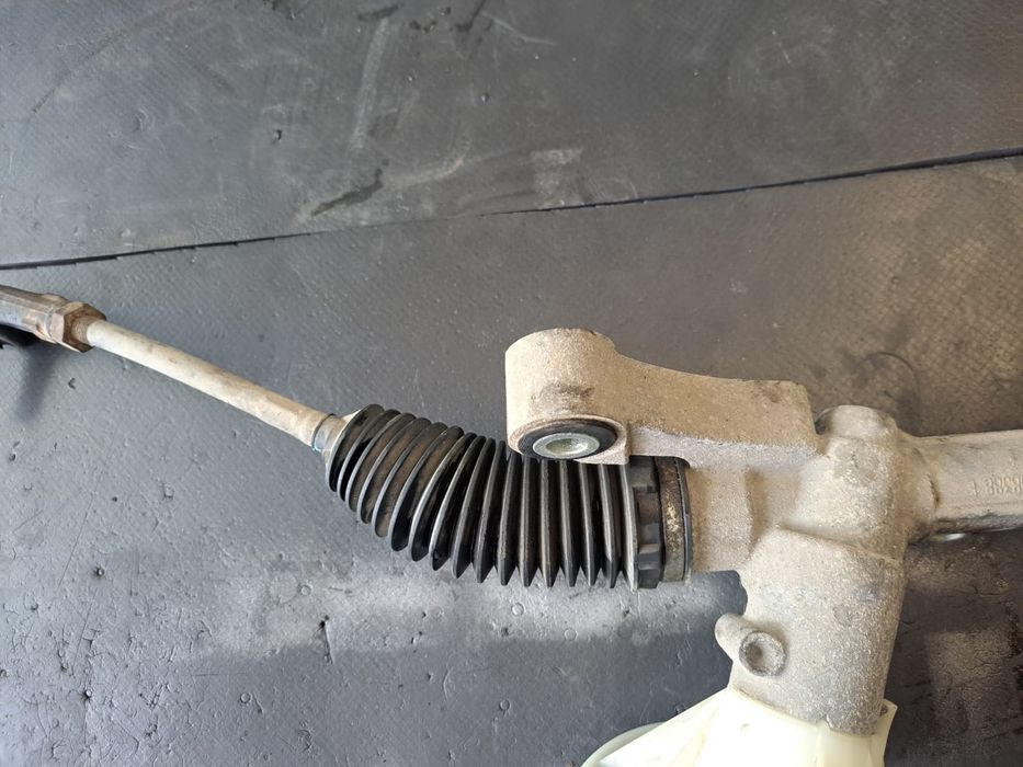 caseta de directie mazda 2 1.5 benzina - cod a0008388e