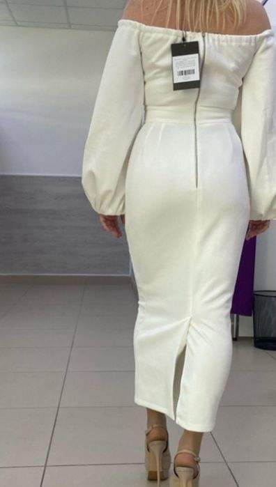 Платье велюровое  46р.