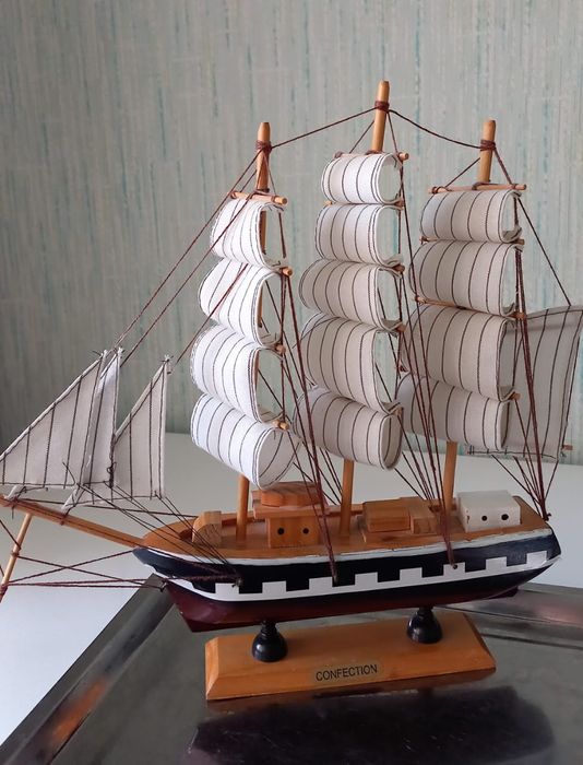Корабль ручной работы