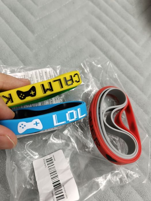 Красивые силиконовые браслеты