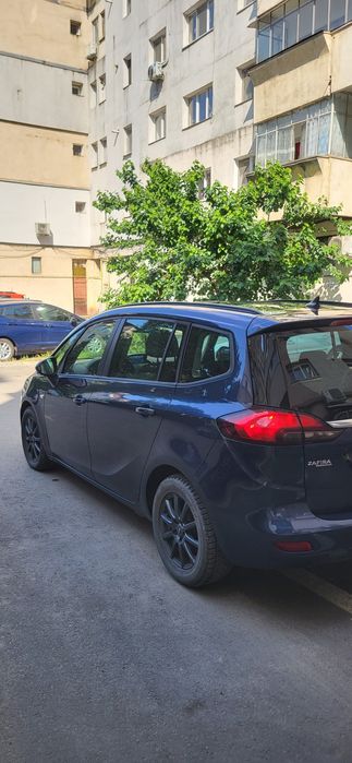 Opel zafira tourer 2.0 An 2012