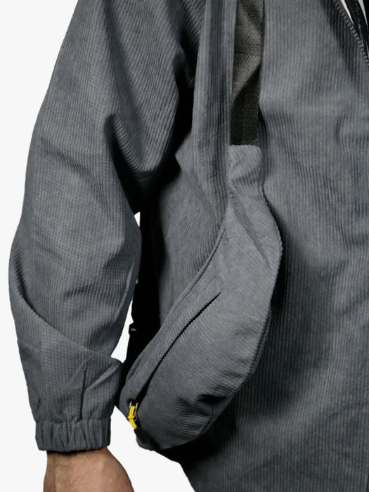 Ветровка с барсеткой в комплекте