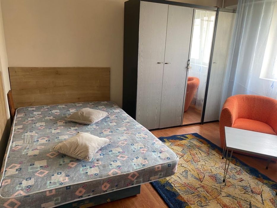 Garsoniera de inchiriat